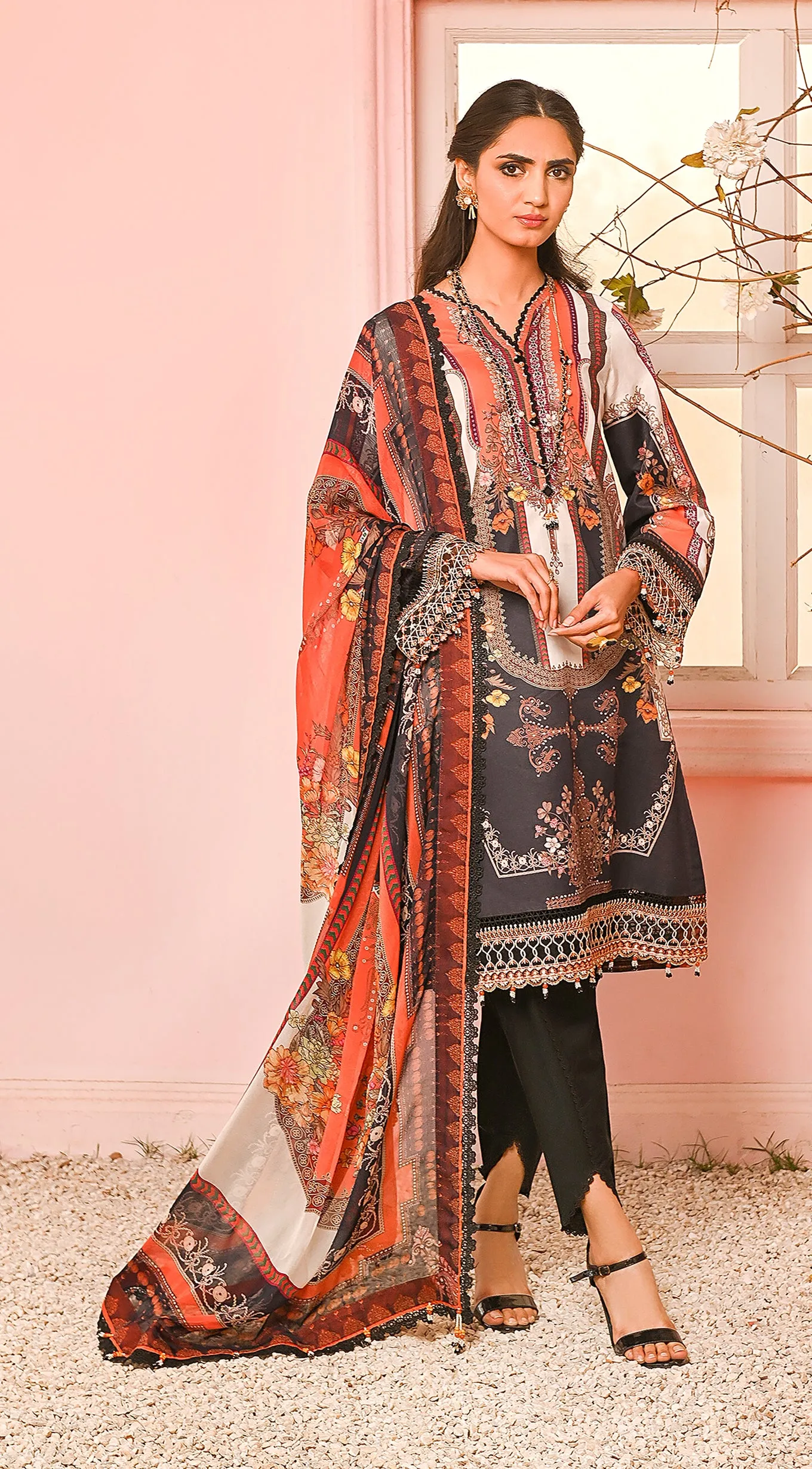 VAANYA  | 3PC